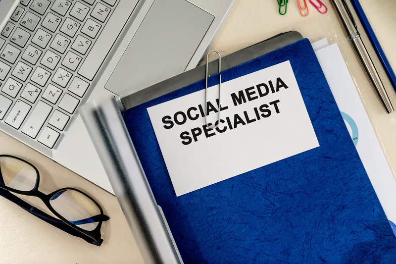 Which social media scheduling tools are best for managing multi-platform posting?